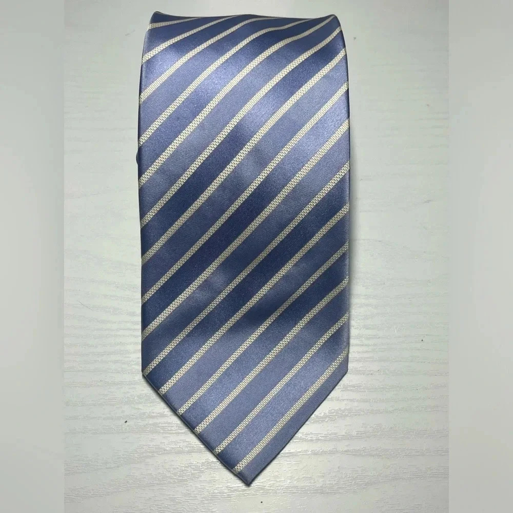 Italian Vintage 100% Silk Men’s Tie Blue Striped Standard Size